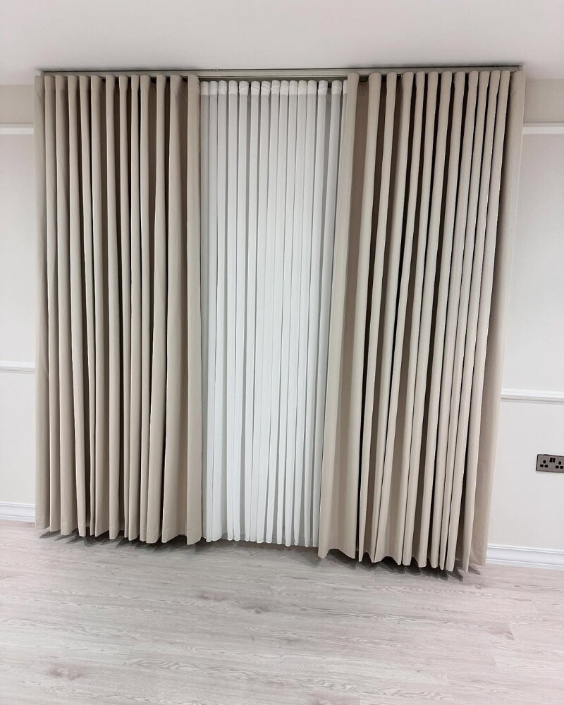 Sale Curtain - 1