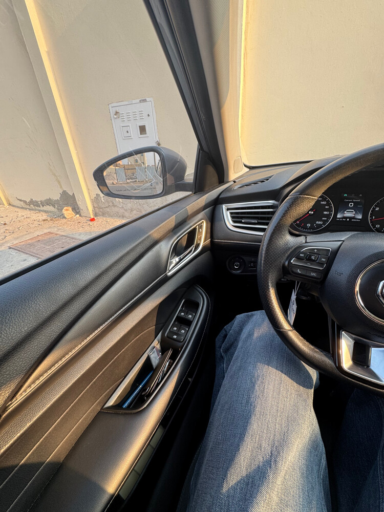 MG 5 ( low mileage ) - 5
