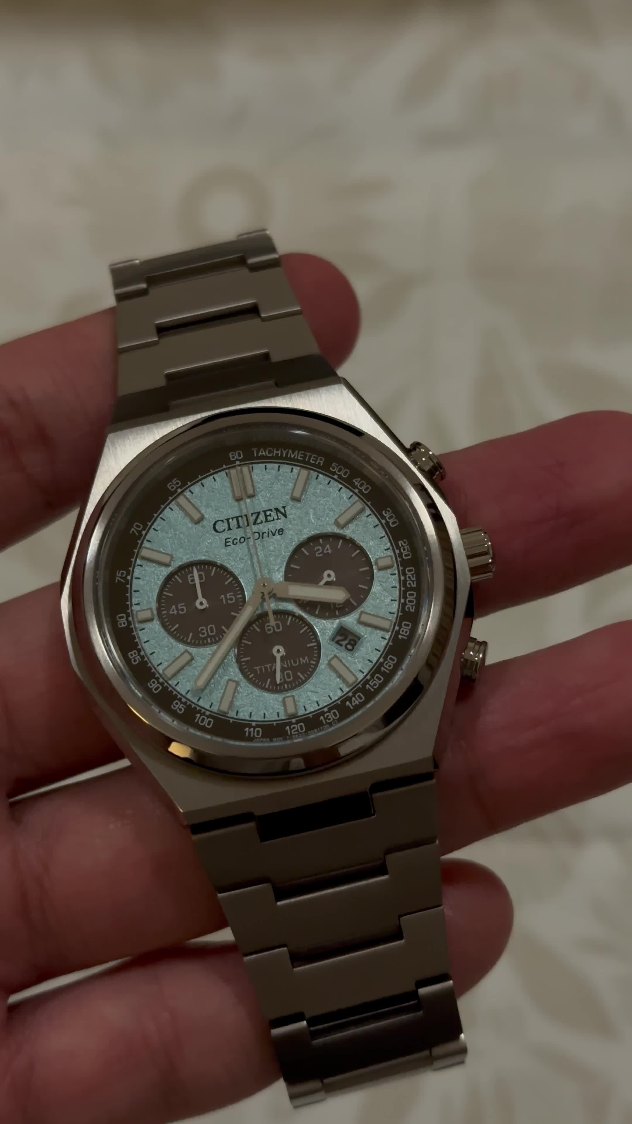 Citizen Chronograph Eco-Drive - 8