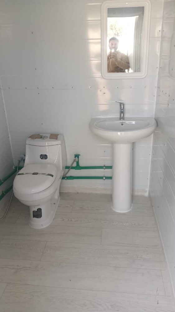 room ketechin toilet store - 6