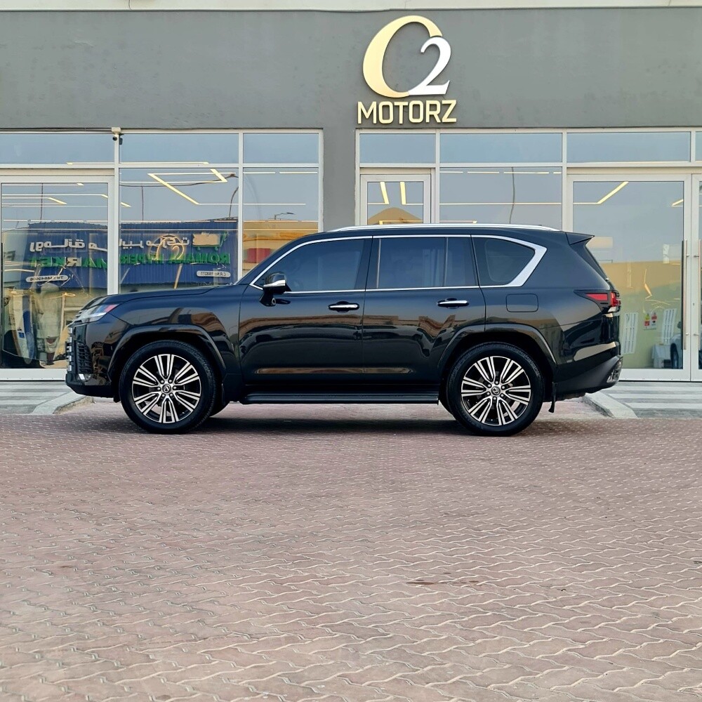 lexus lx600 - 4