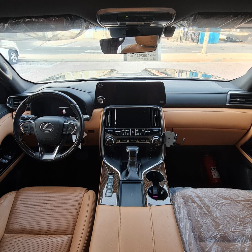 lexus lx600 - 5