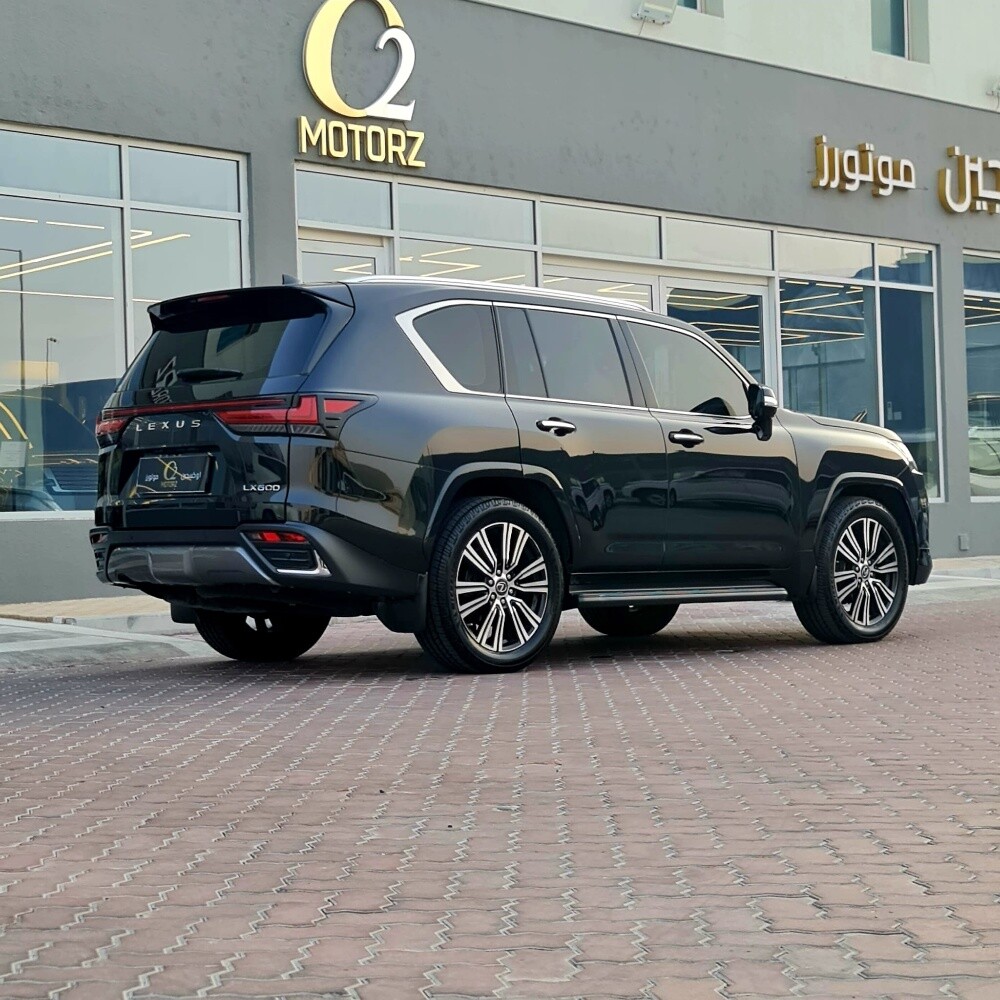 lexus lx600 - 2