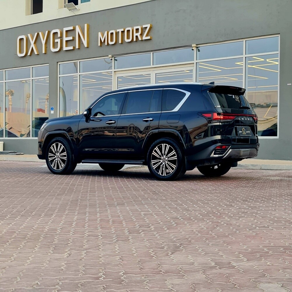 lexus lx600 - 3