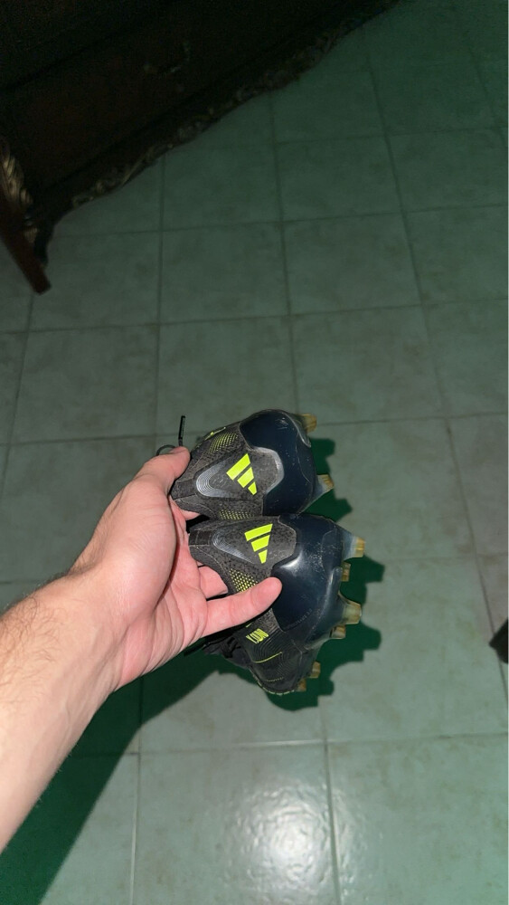 football shoes   - 3