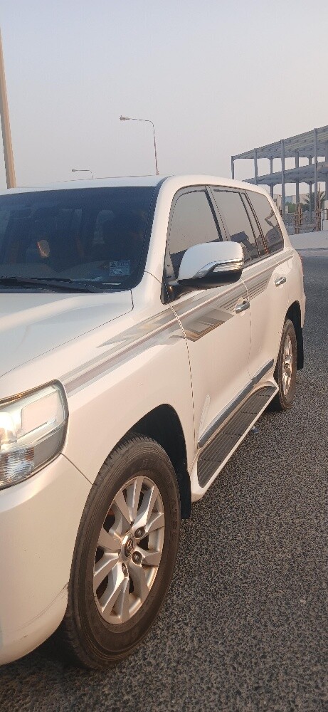 toyota lqnd criuser - 2