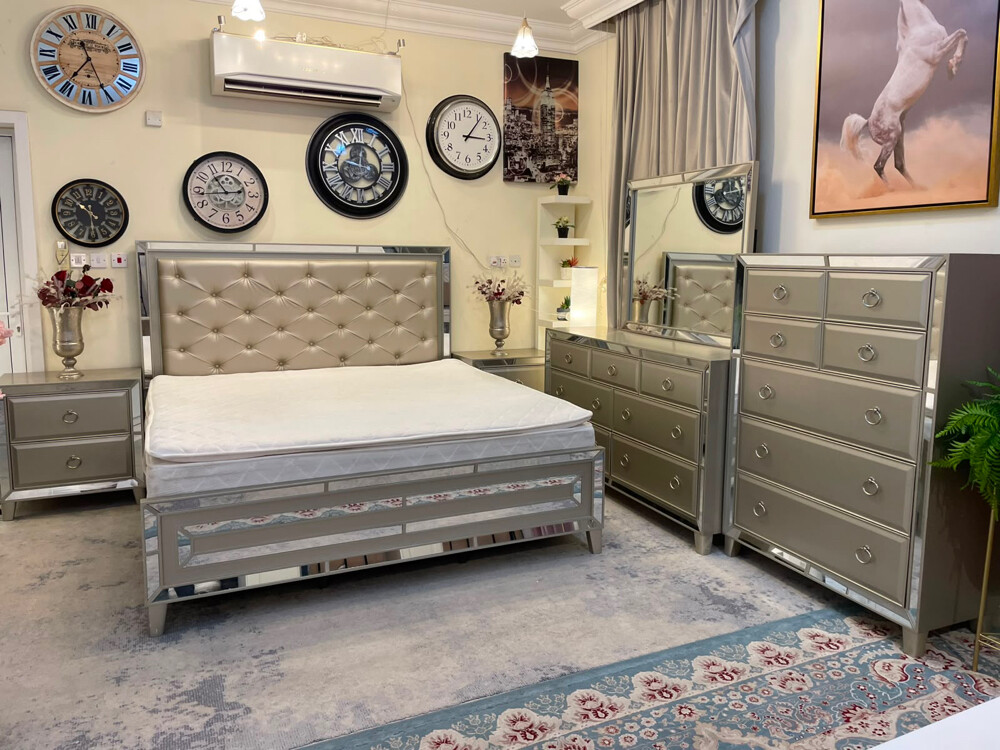 bedroom set selling - 10