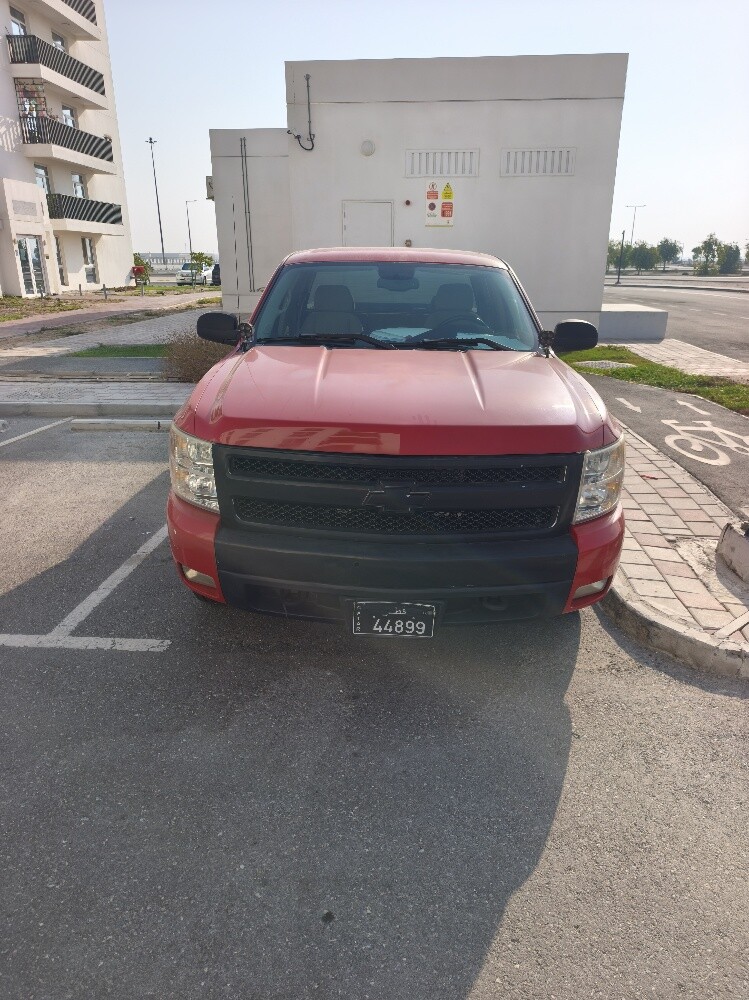 Chevrolet Silverado - 1