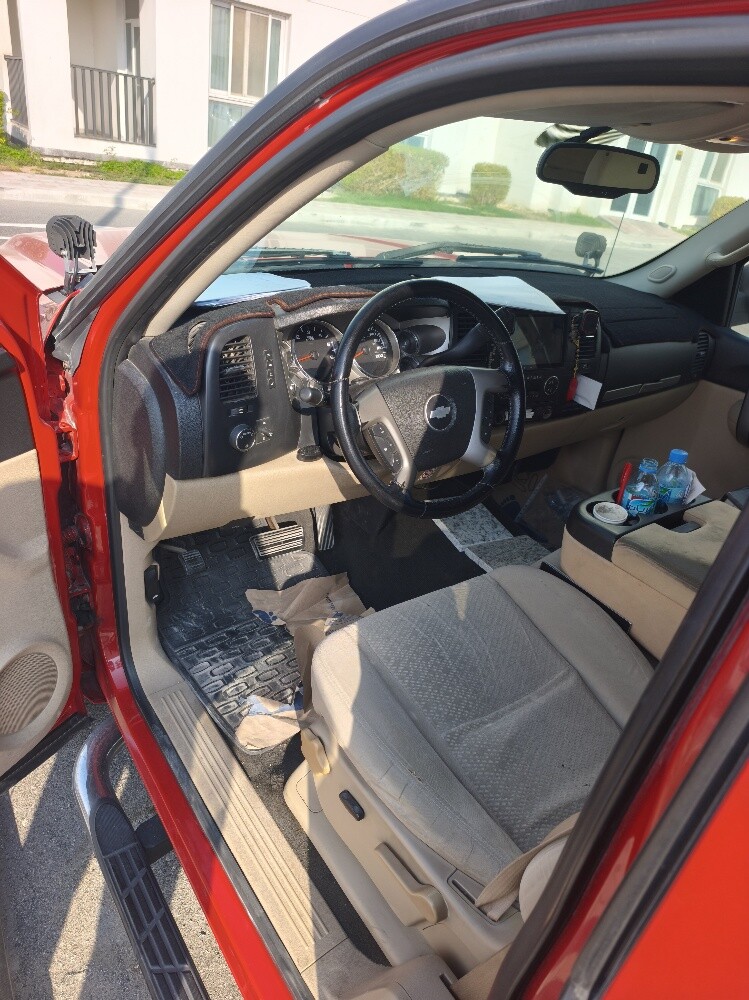 Chevrolet Silverado - 6