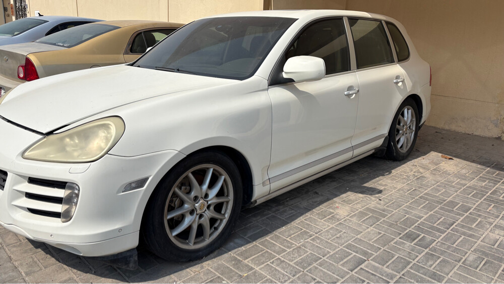 Porsche cayenne s - 2