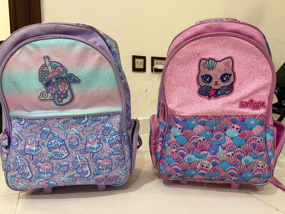 smiggle school set  - 1