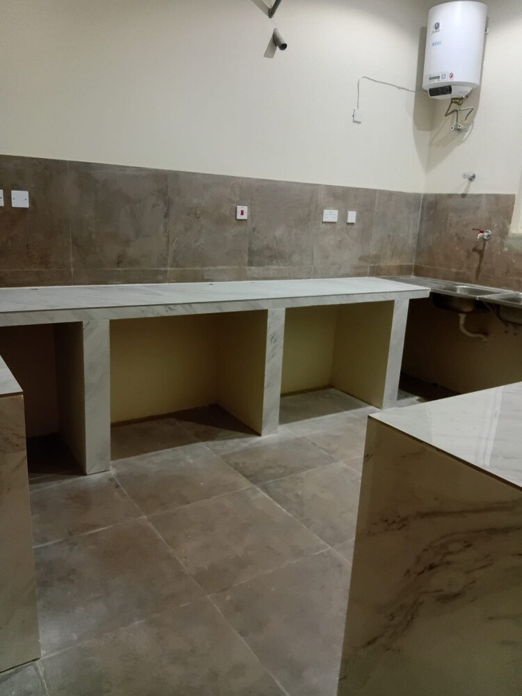 اجار اول ساكن بركة العوامر مستودع - 11