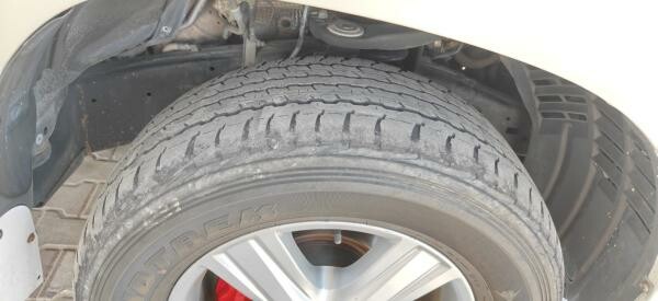 285-60-18 Tyres - 3