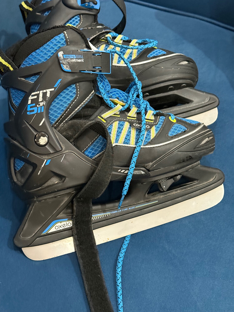 ski boots - 2