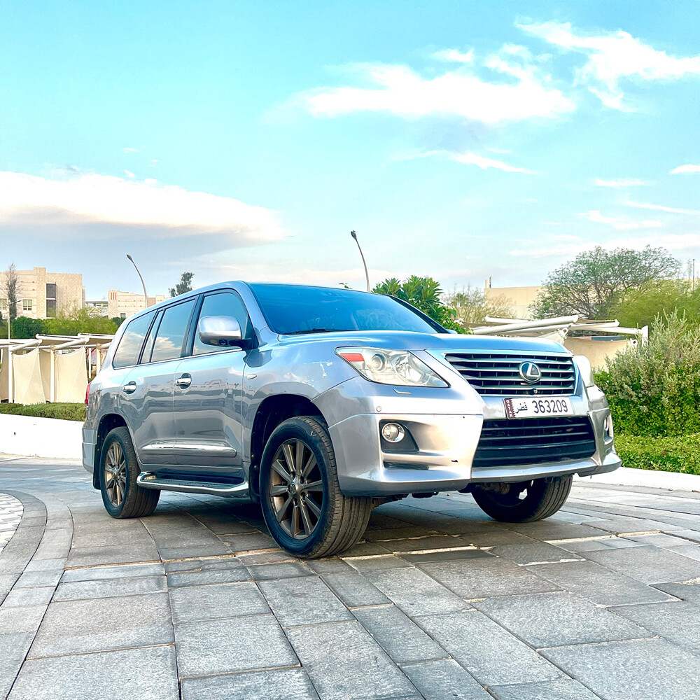 All Grey LX570 - 2