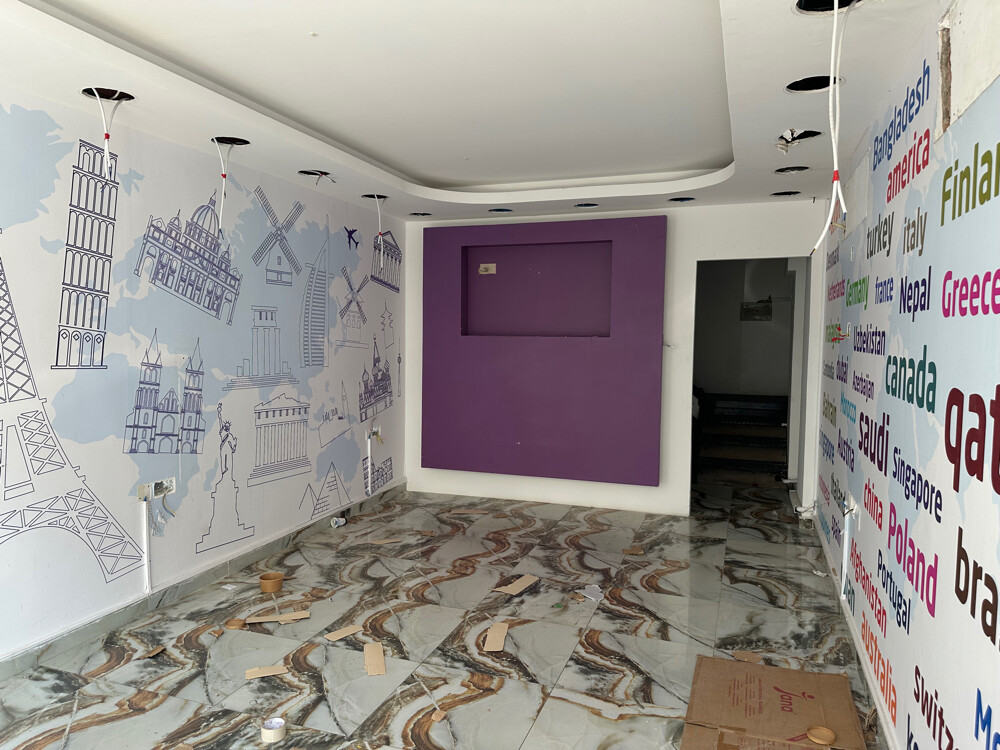 spacious shop at salwa road - 3