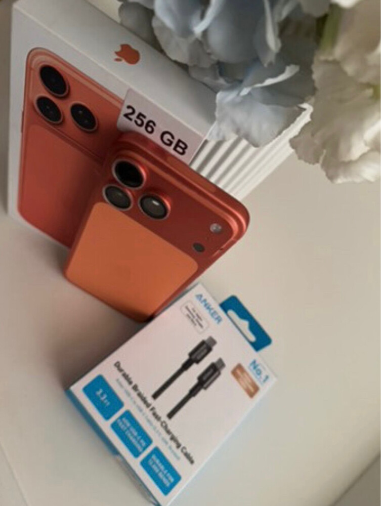 Iphone 17 pro max  - 2