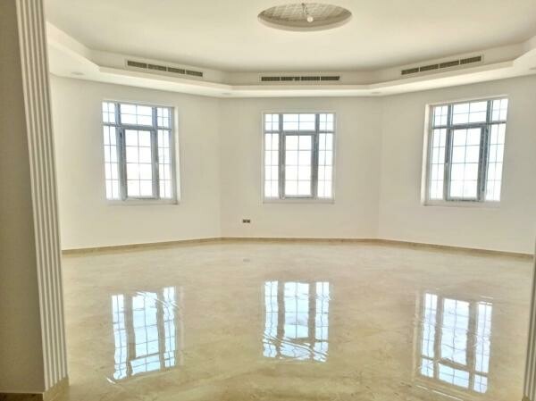 GRAND 8BR FAMILY VILLA+LIFT - 2