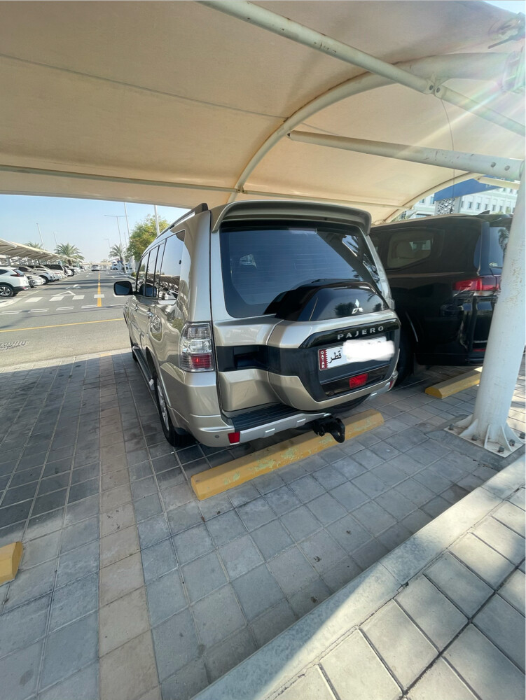 Mitsubishi pajero 2018 - 3