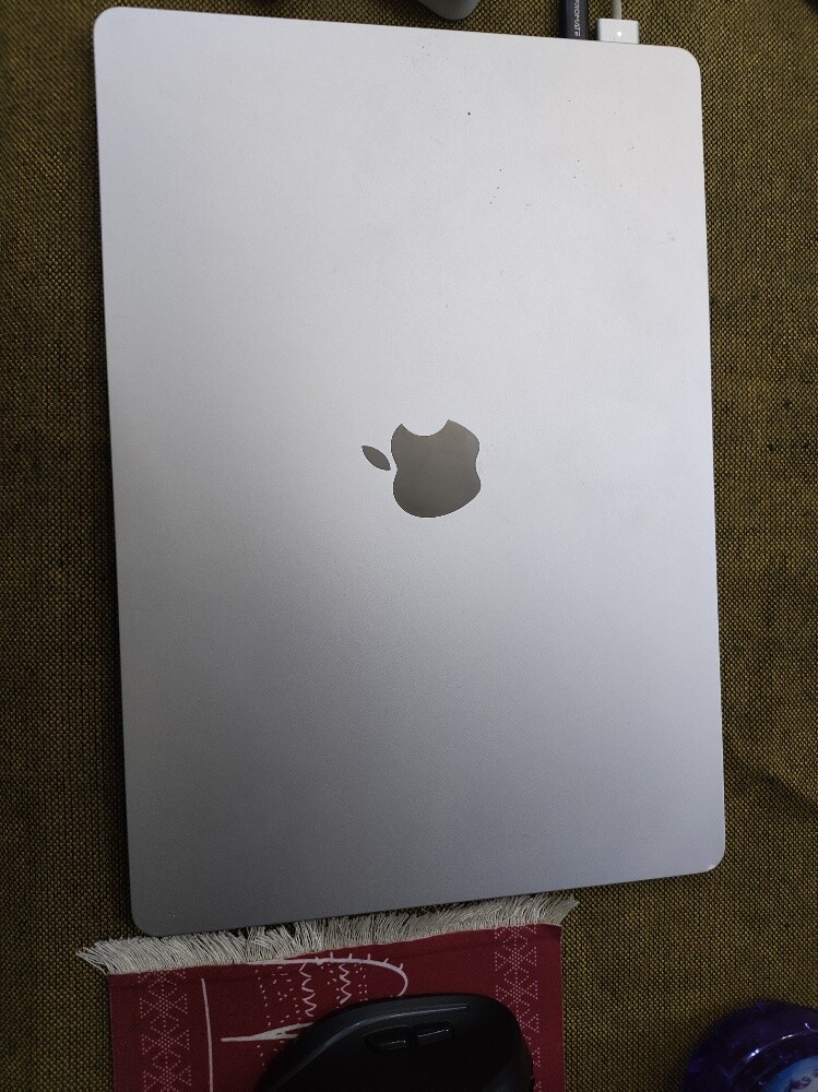 MacBook Air M2 (15-inch, 2023) - 4