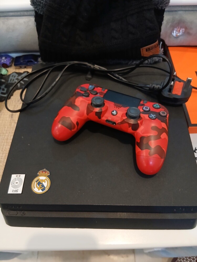 ps4 1 tb - 1