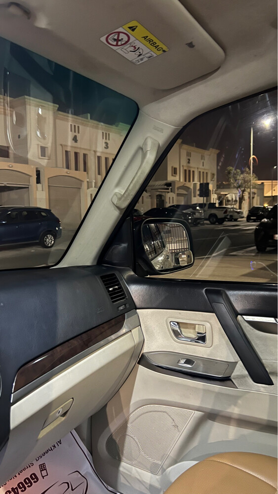 مستوبيشي باجيرو ٢٠١٣ بحاله كويسه و ما تحتاج شي - 4