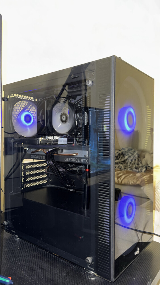Black Gaming PC Setup RTX 4060 - 6