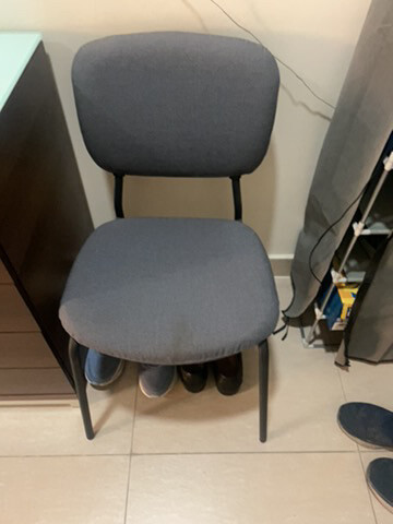 4 chairs - 1