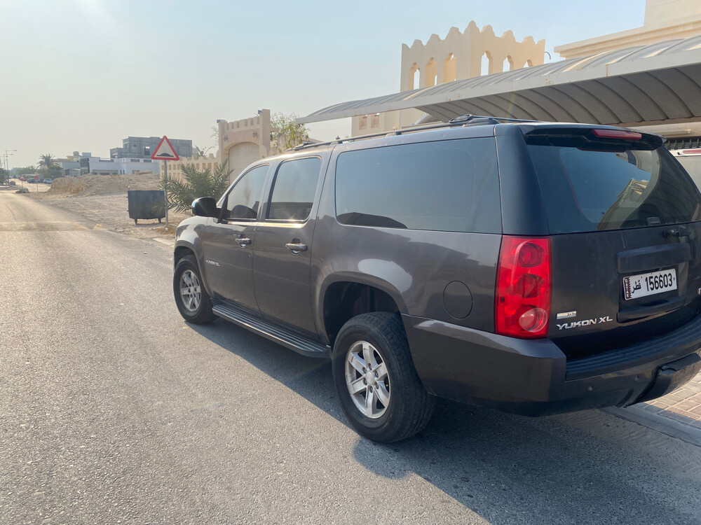 Yukon XL, 2010 - 2