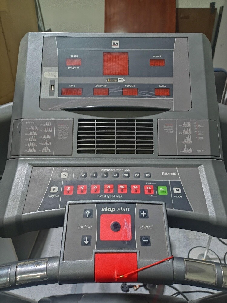 BH F5 folding tradmill - 3