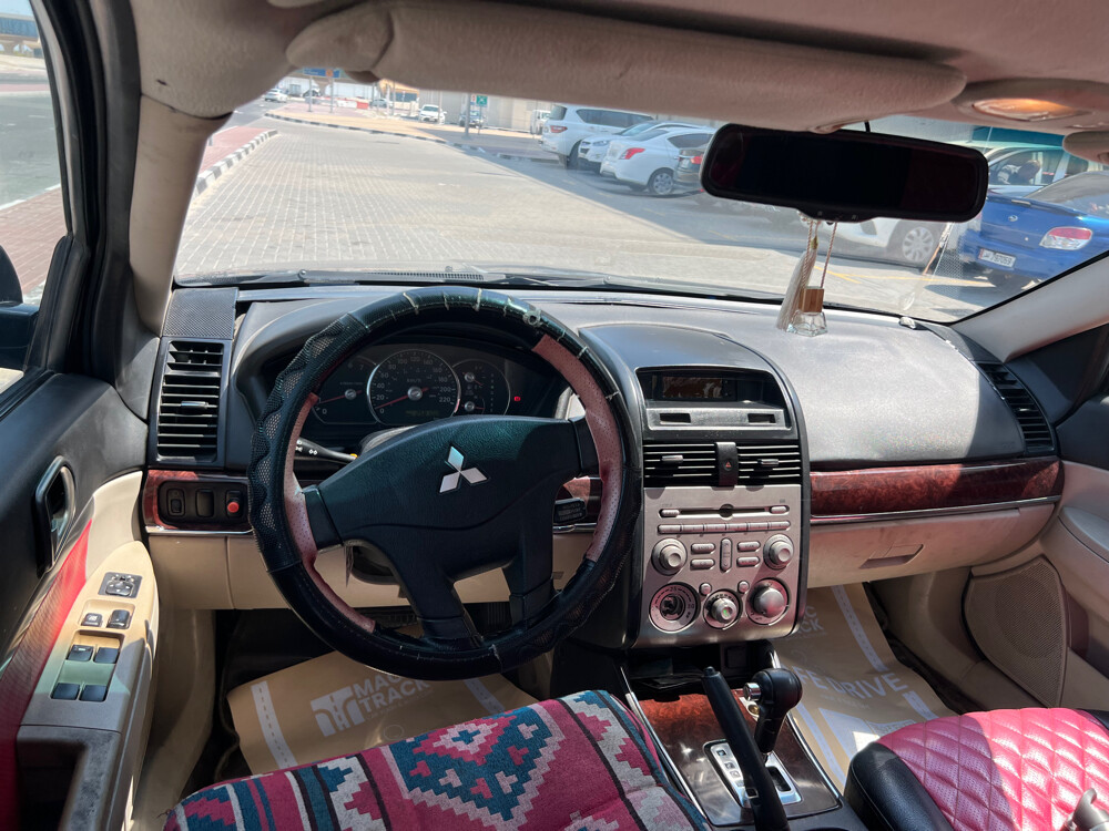 متسوبيشي جالنت - 6