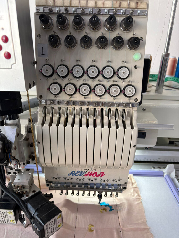 embroidery machine +bead device  - 3