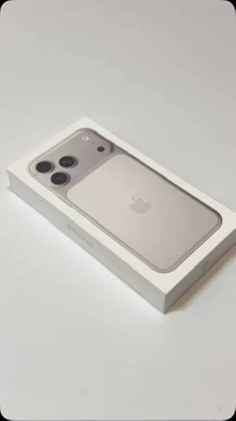 IPhone 17 pro max  - 1