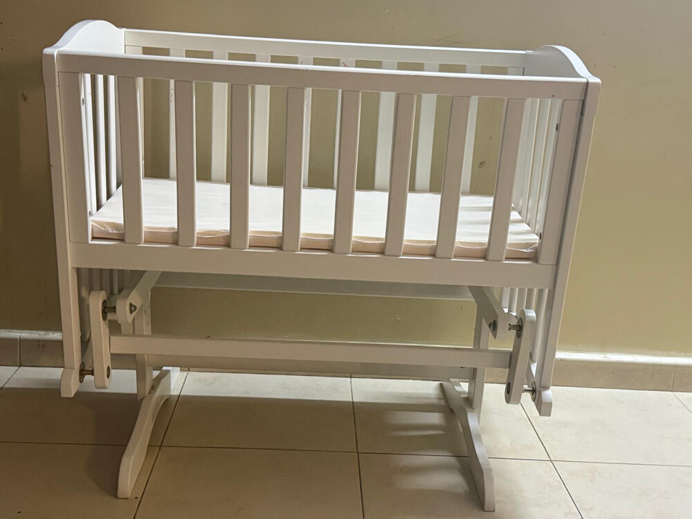 baby swing - 1
