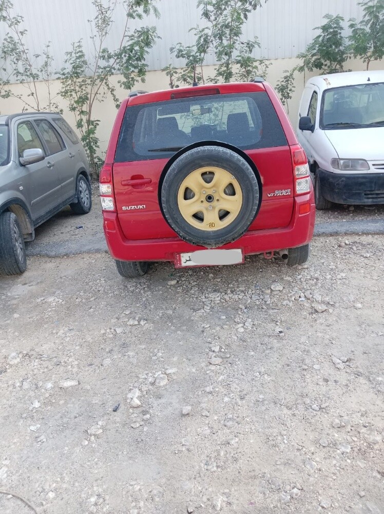 سوزوكي جراند فيتارا بحالة جيدة - 2