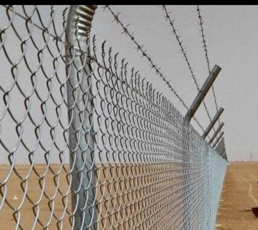 أعمال الحدادة والسياج وغيرها. - 21