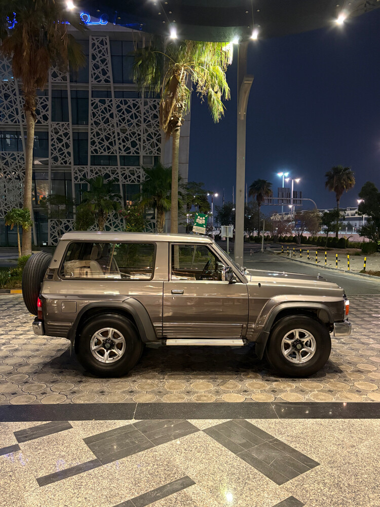 نيسان باب - 4