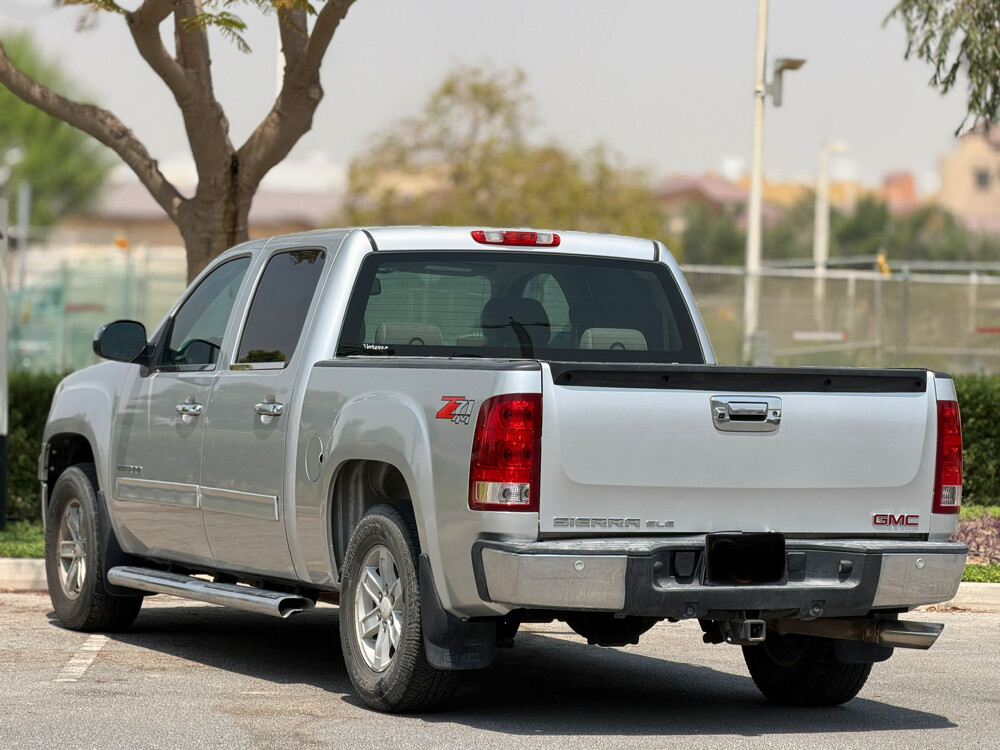 GMC Sierra - 3