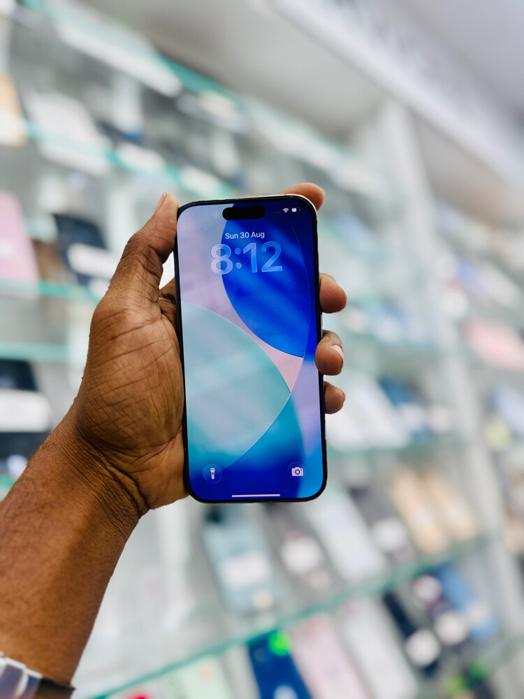 IPhone 16 Pro  - 6
