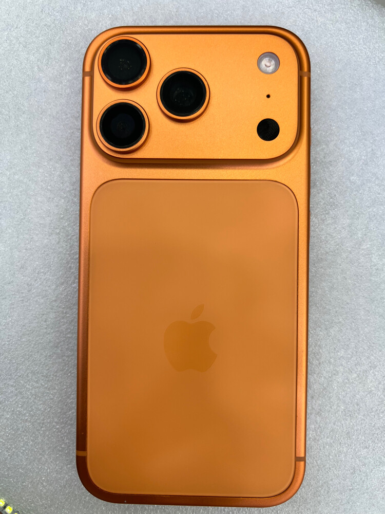 iphone 17 pro - 1