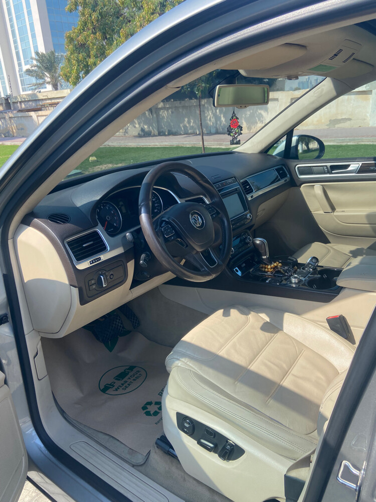 VW Touareg 2015 - 8