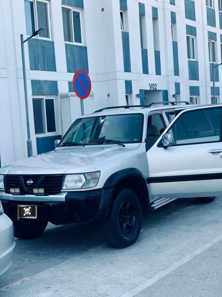 Nissan Patrol-2000 - 1