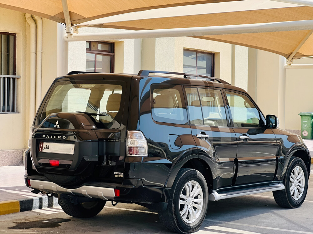 MITSUBISHI PAJERO GLS 2022 - 5