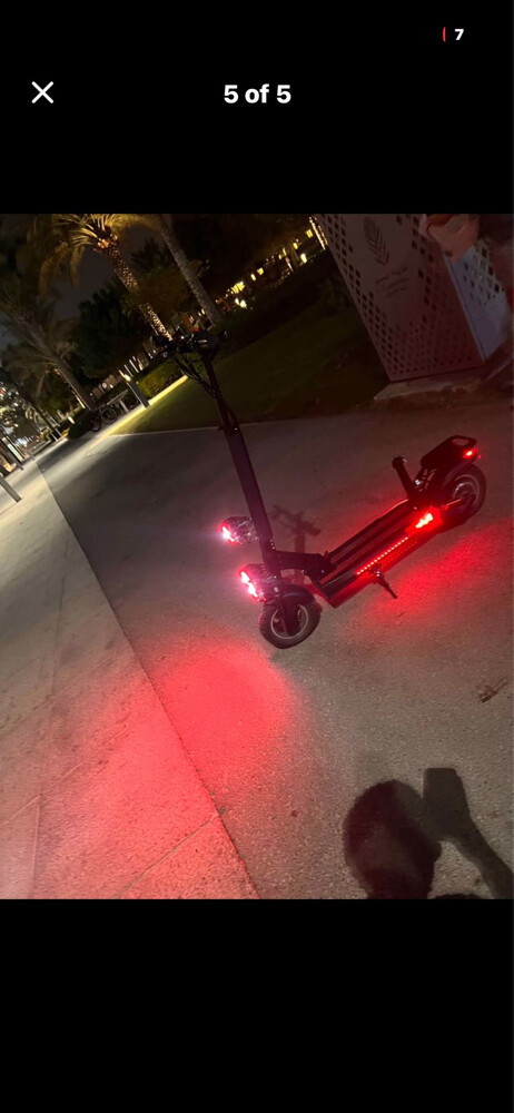 NEGOTIATIONABLE E SCOOTER   - 3