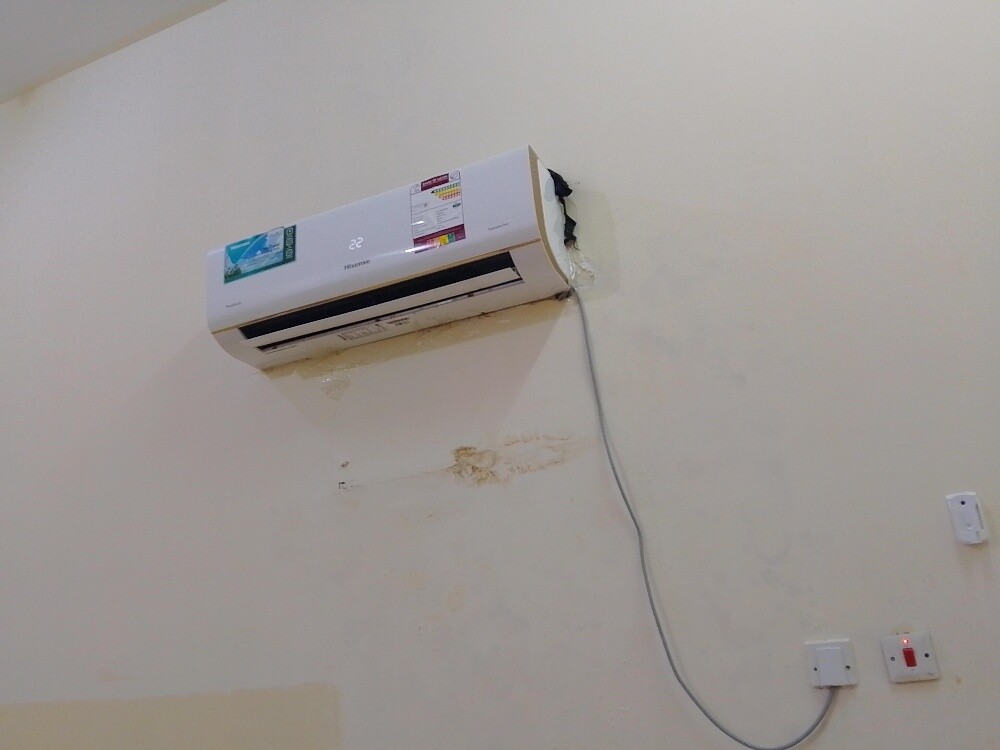Hisense - 1