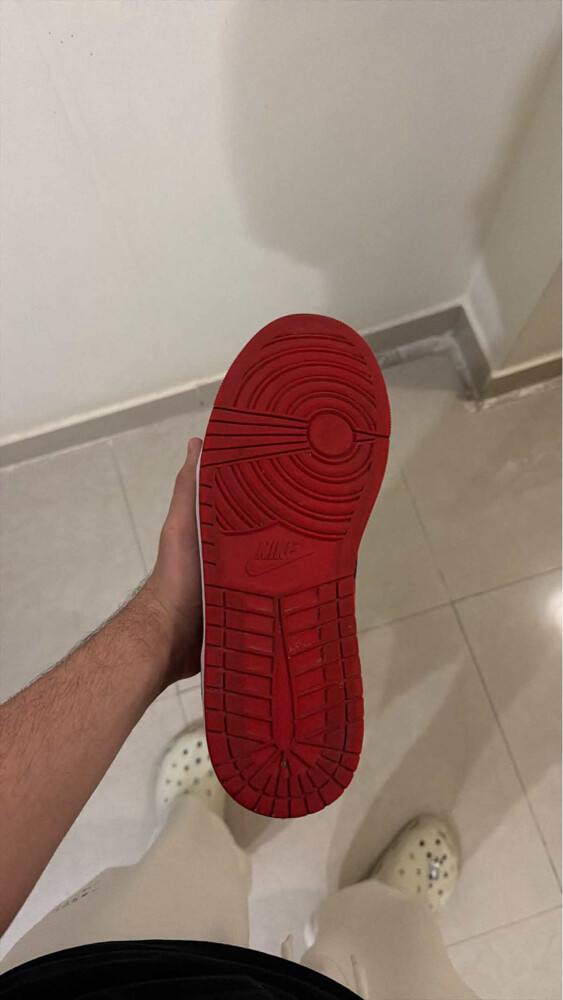 Jordan 1 mid - 4