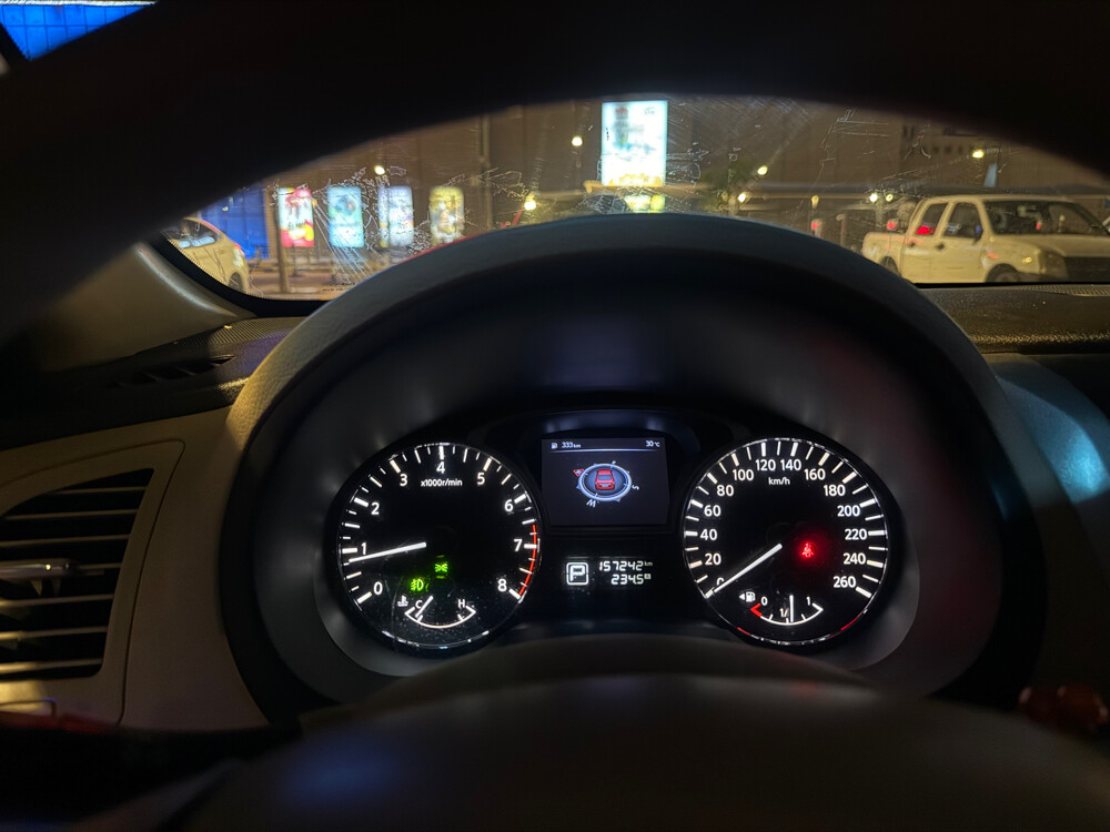 نيسان التيما ٢٠١٥ بحالة ممتازة - 3