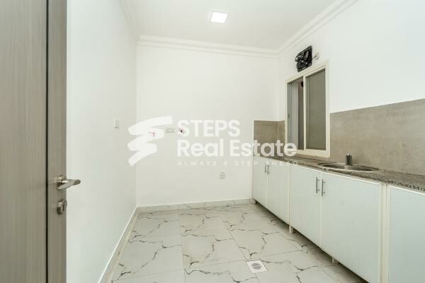 Building in Al Najma for Sale - 7