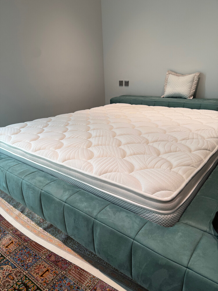 bed and mattress  - 8