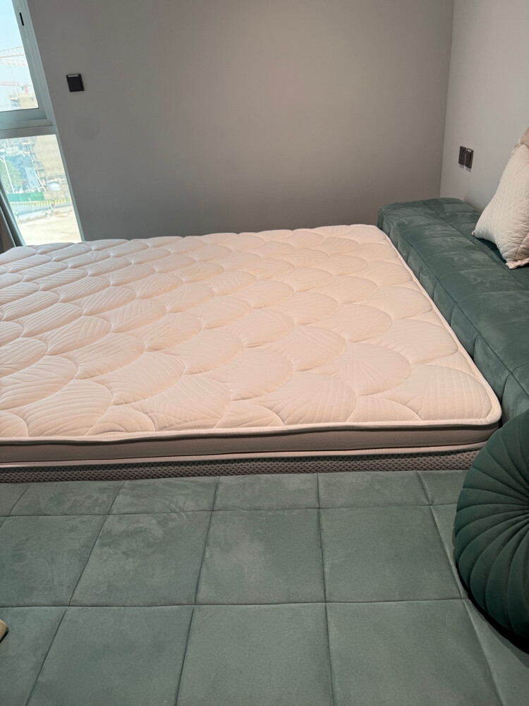 bed and mattress  - 7
